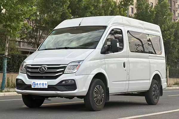 大通V80租車(chē)
