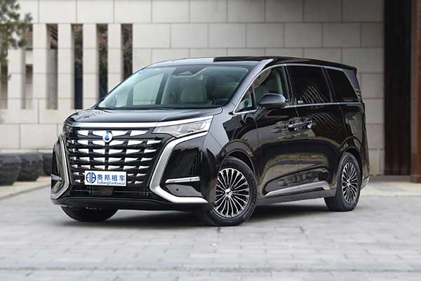 上海商務(wù)租車時(shí)的一些注意事項(xiàng)